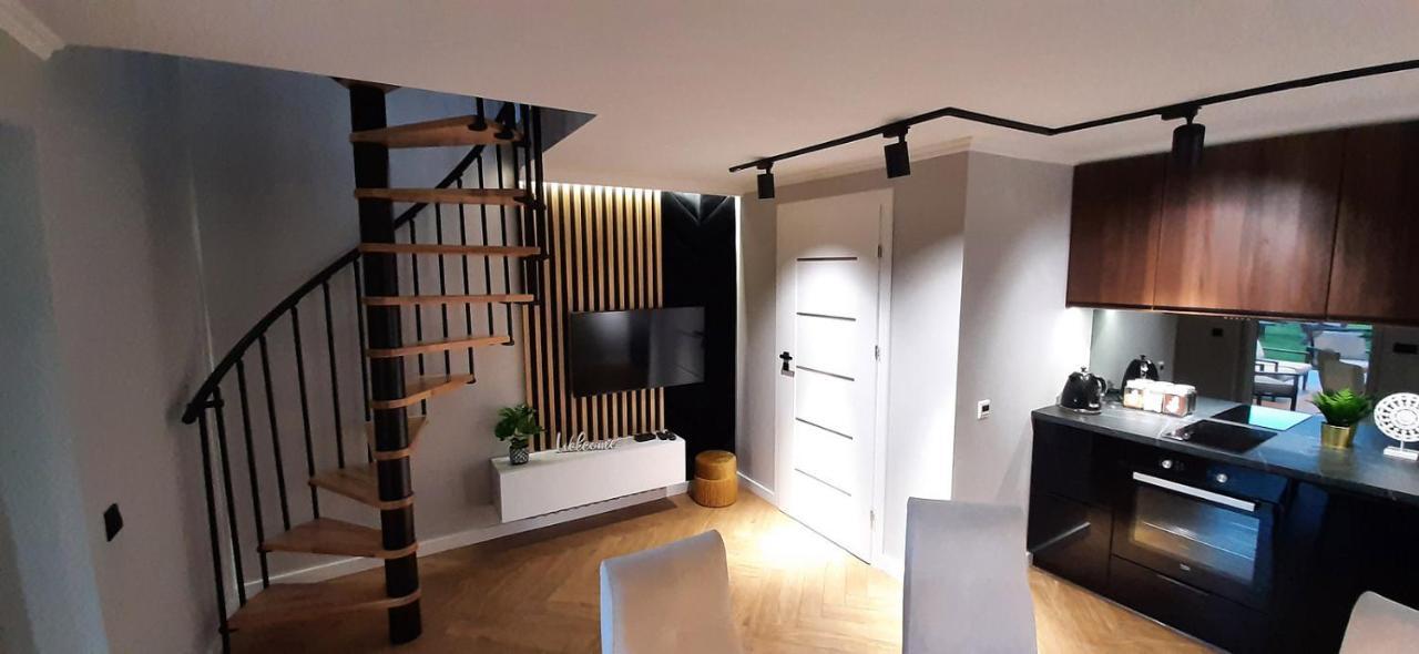 Apartament Willa Pod Sosnami Zator Przeciszow Exterior foto