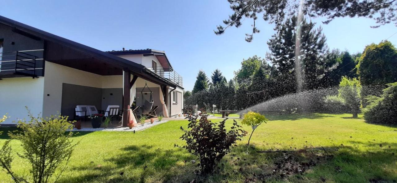 Apartament Willa Pod Sosnami Zator Przeciszow Exterior foto